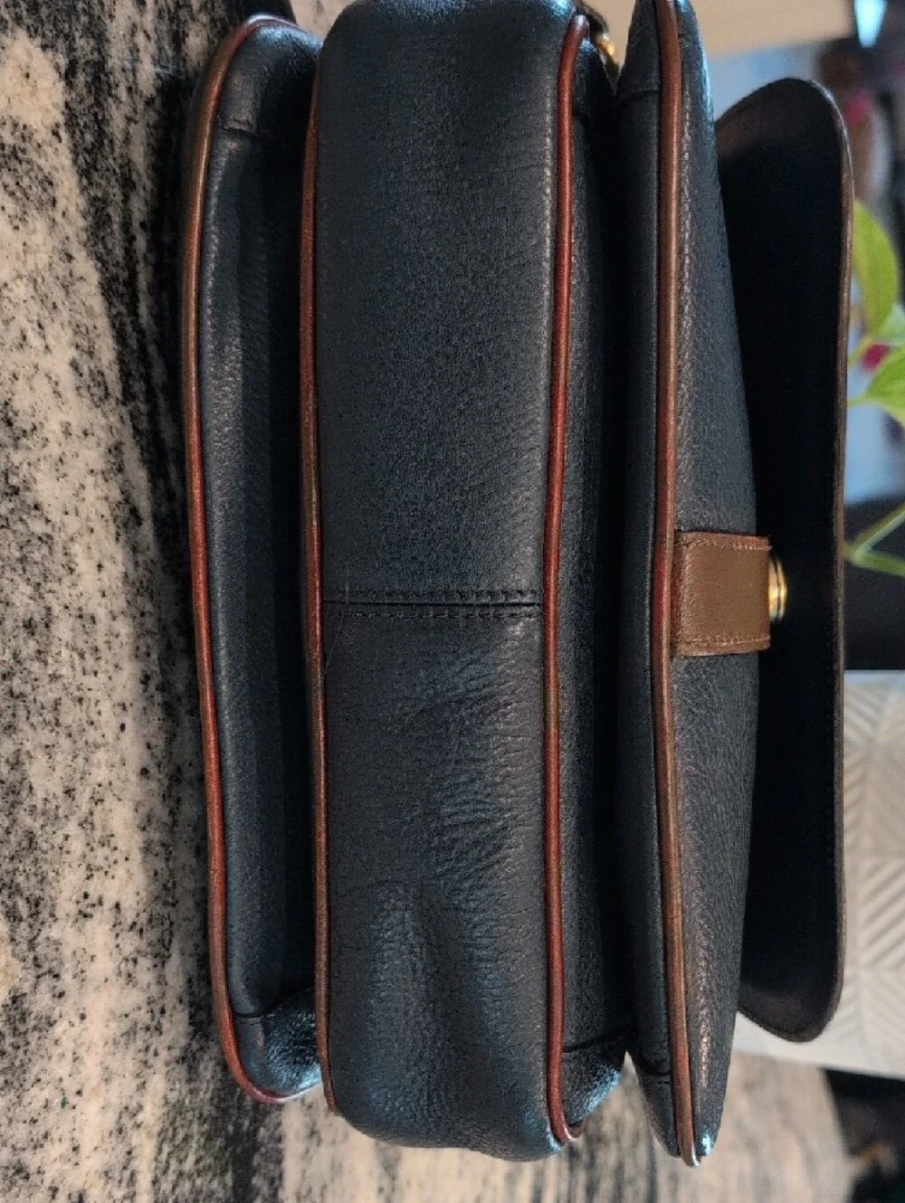 Bally All Leather Navy Crossbody Bag With Brown Trim & Strap - VINTAGE - Picture 7 of 9